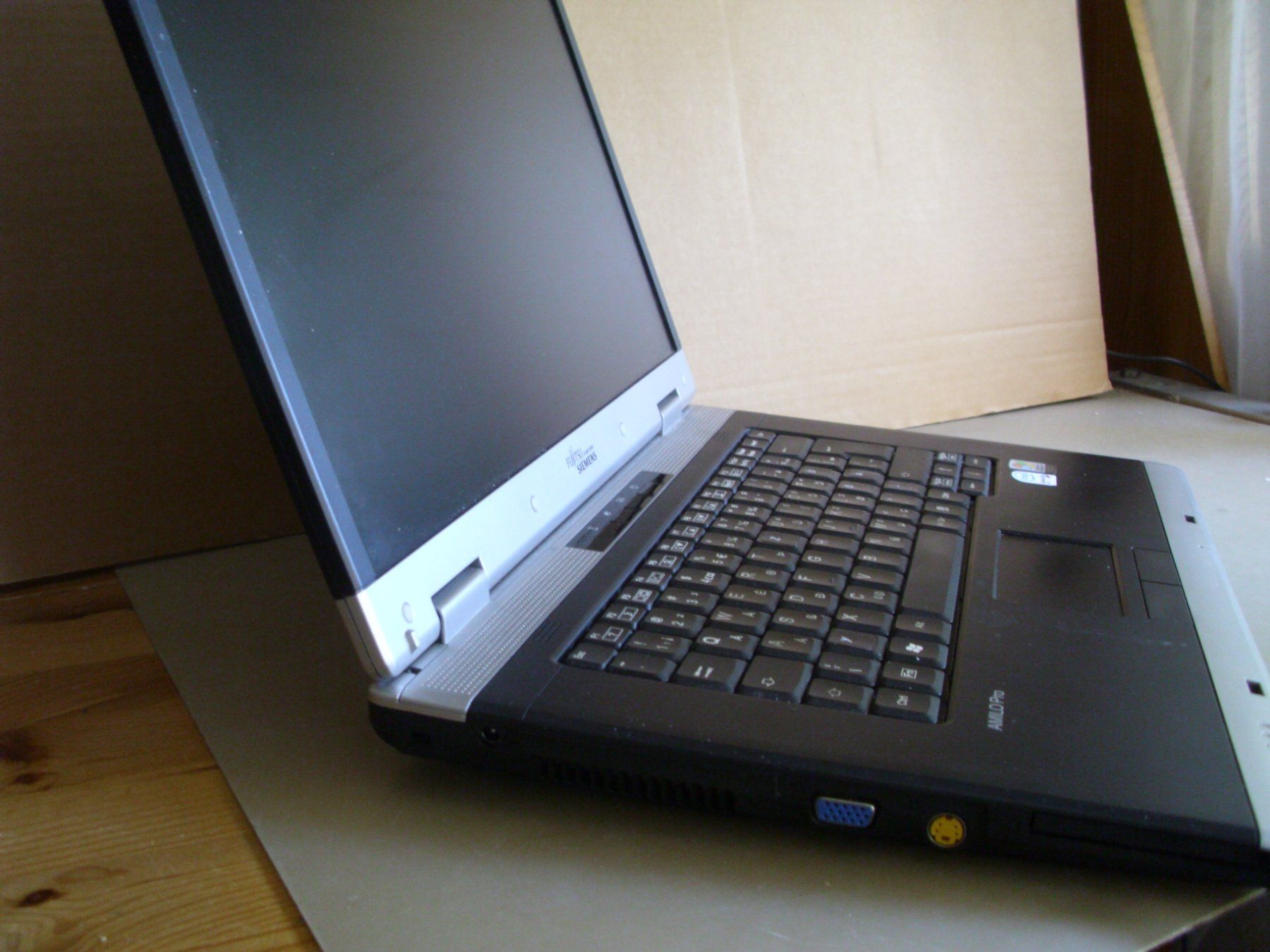 Fujitsu Notebook: Fujitsu Laptop 15 Zoll – Usato da Oberengstringen venduto da EAK11 1