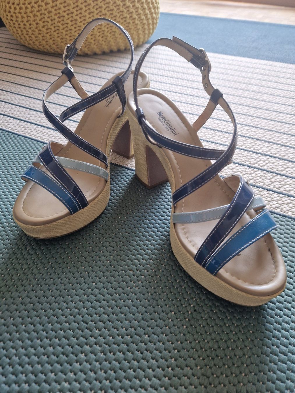 Damenschuhe: Summer sandals from Nero Giardini 39 – Gebraucht aus Lausanne von Issss
