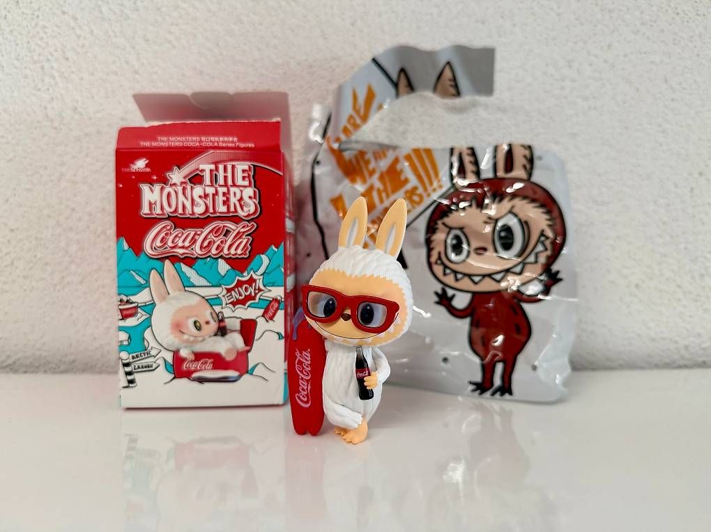 Pop Mart Statuette: Labubu Coca-Cola – Nuovo (secondo la descrizione) da Lugano venduto da Maclugano