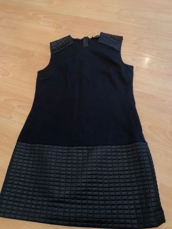 Jolie robe noire courte ou tunique t. 40 ou L