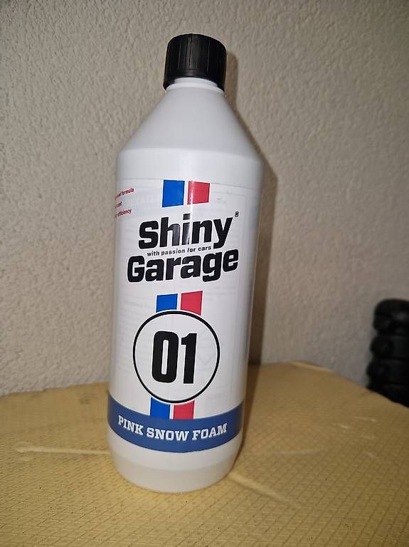 Produits de nettoyage & entretien: Pink Snow Foam shiny Garage – D'occasion à Wald ZH par mcbento