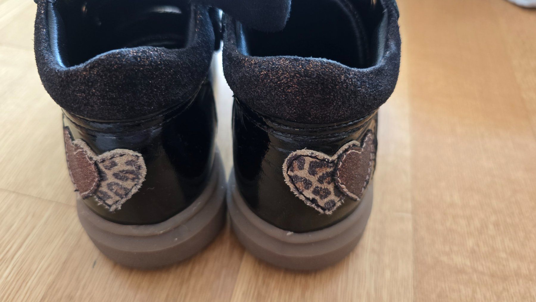Friboo Scarpe per ragazze: Leder Schuhe FRIBOO gr.25 – Usato da Zürich venduto da Simfa 3