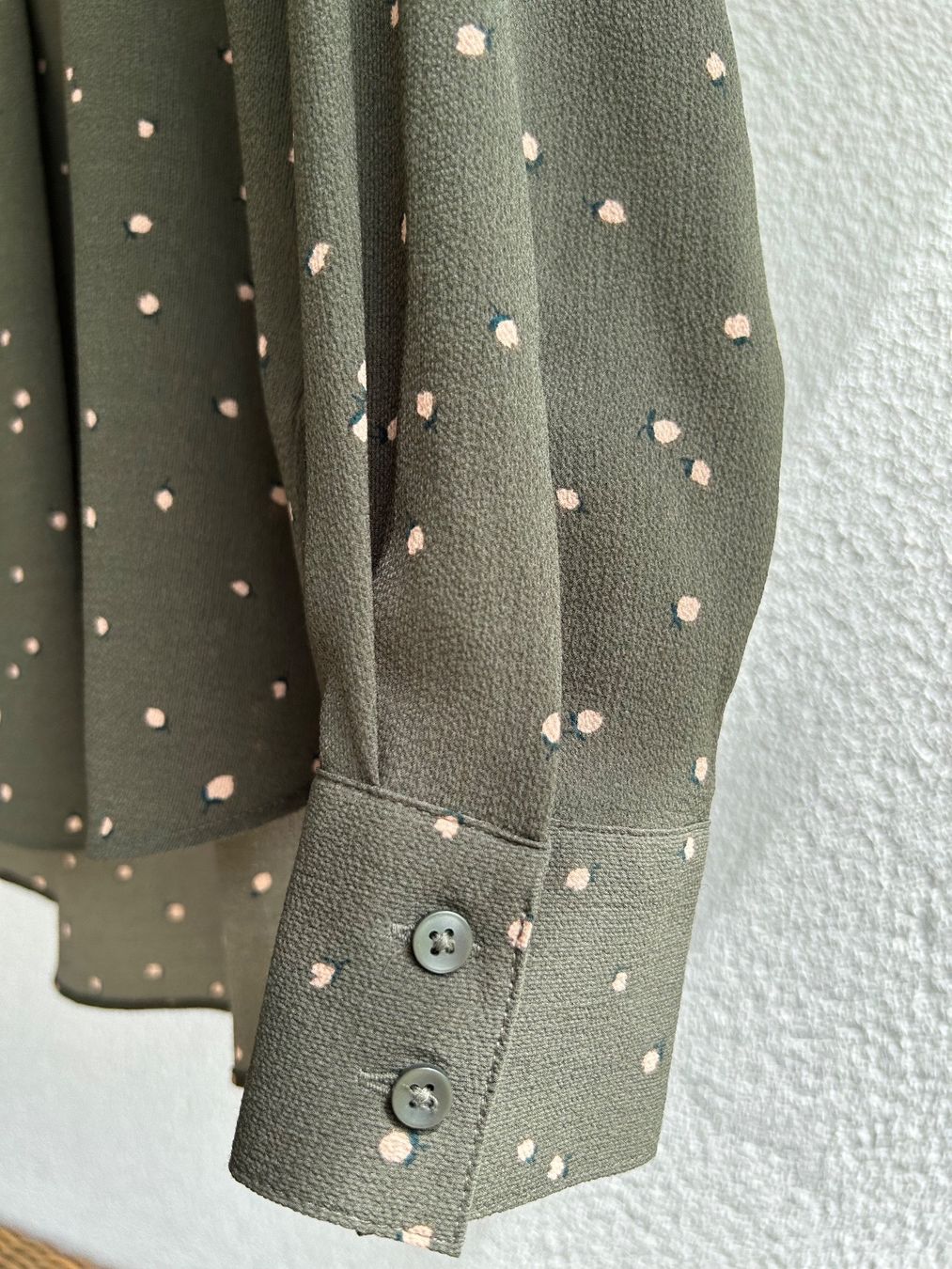 Top: New elegant green colour top – Nuovo (secondo la descrizione) da Zug venduto da luc_8rvs 6