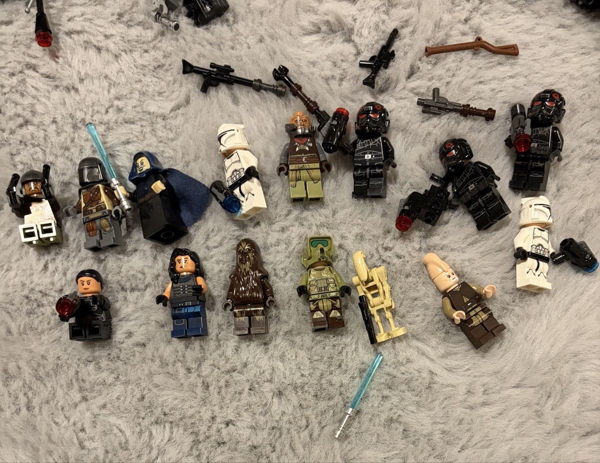 Star Wars Giocattoli: Diverse Lego Starwars Teile und Figuren  – Usato da Grosshöchstetten venduto da Tobias.David 1