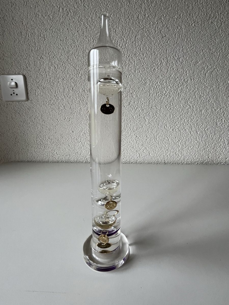 Sonstiges für Haushalt & Wohnen: Galileo Thermometer mit Glasfüssen defekt – Defekt aus Ins von Baj