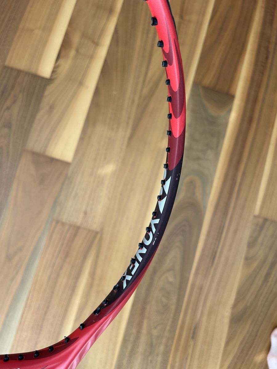 Yonex Racchette: Yonex VCore 98 2019 Tennisschläger  – Usato da Niederwil SG venduto da AdiBod 1