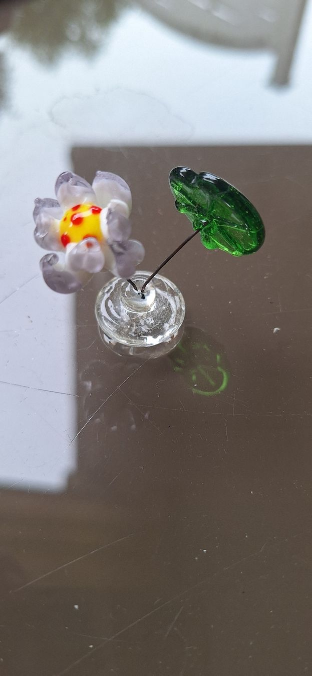 Figuren: Glasfigur Blume  – Gebraucht aus Gretzenbach von Chillkrot 1