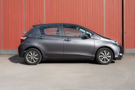 Toyota Yaris 1.5 Hybrid Klima Allwetterreifen Garantie