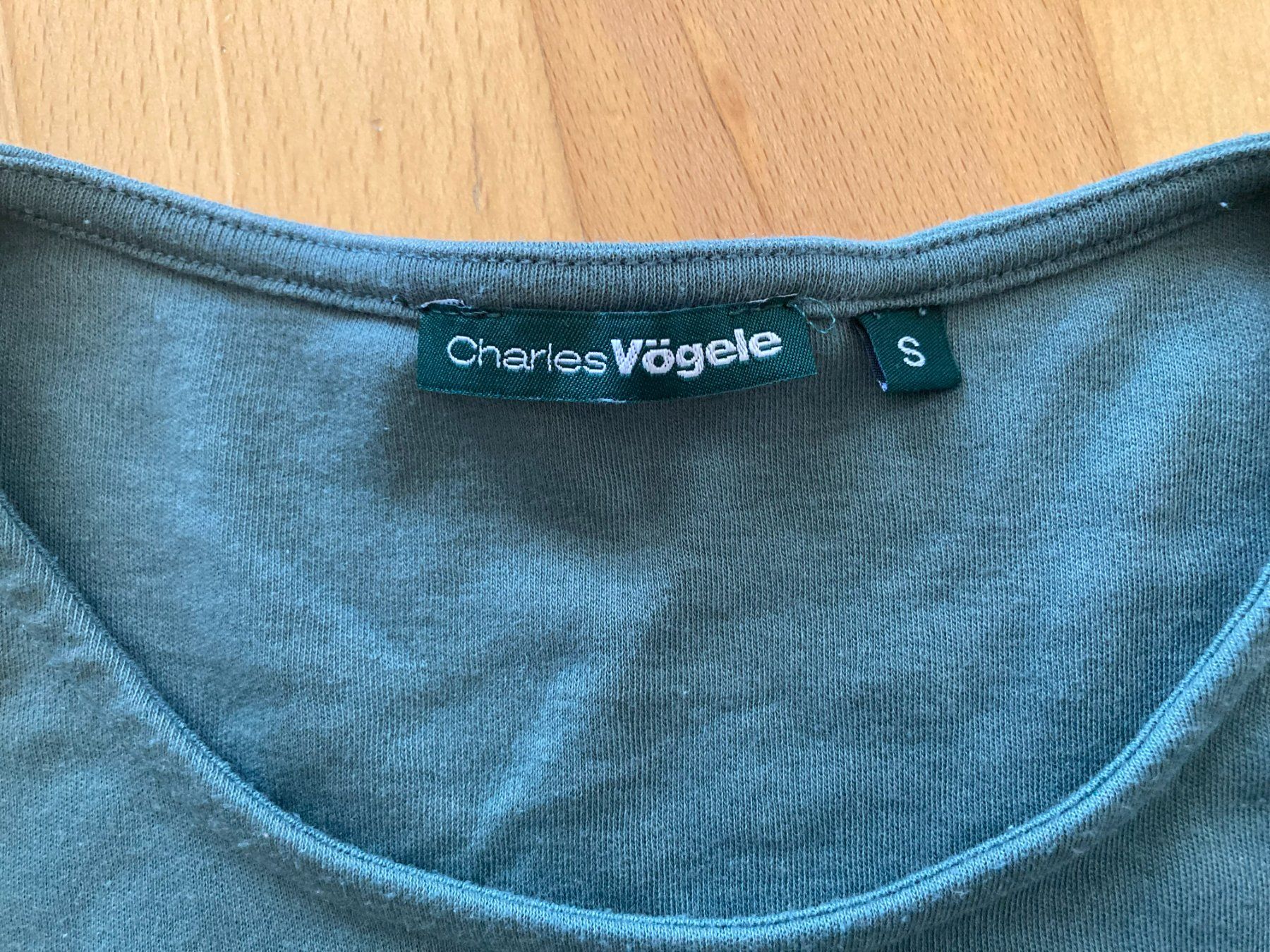 T-shirt: T-Shirt "Charles Vögele" – Usato da Muttenz venduto da Juvenile33 3