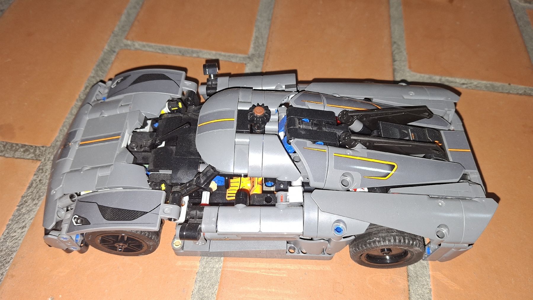 Lego Kit di costruzioni: Lego Technic Koenigsegg Jesko 42173 – Usato da Oberembrach venduto da Averell_dalton 1