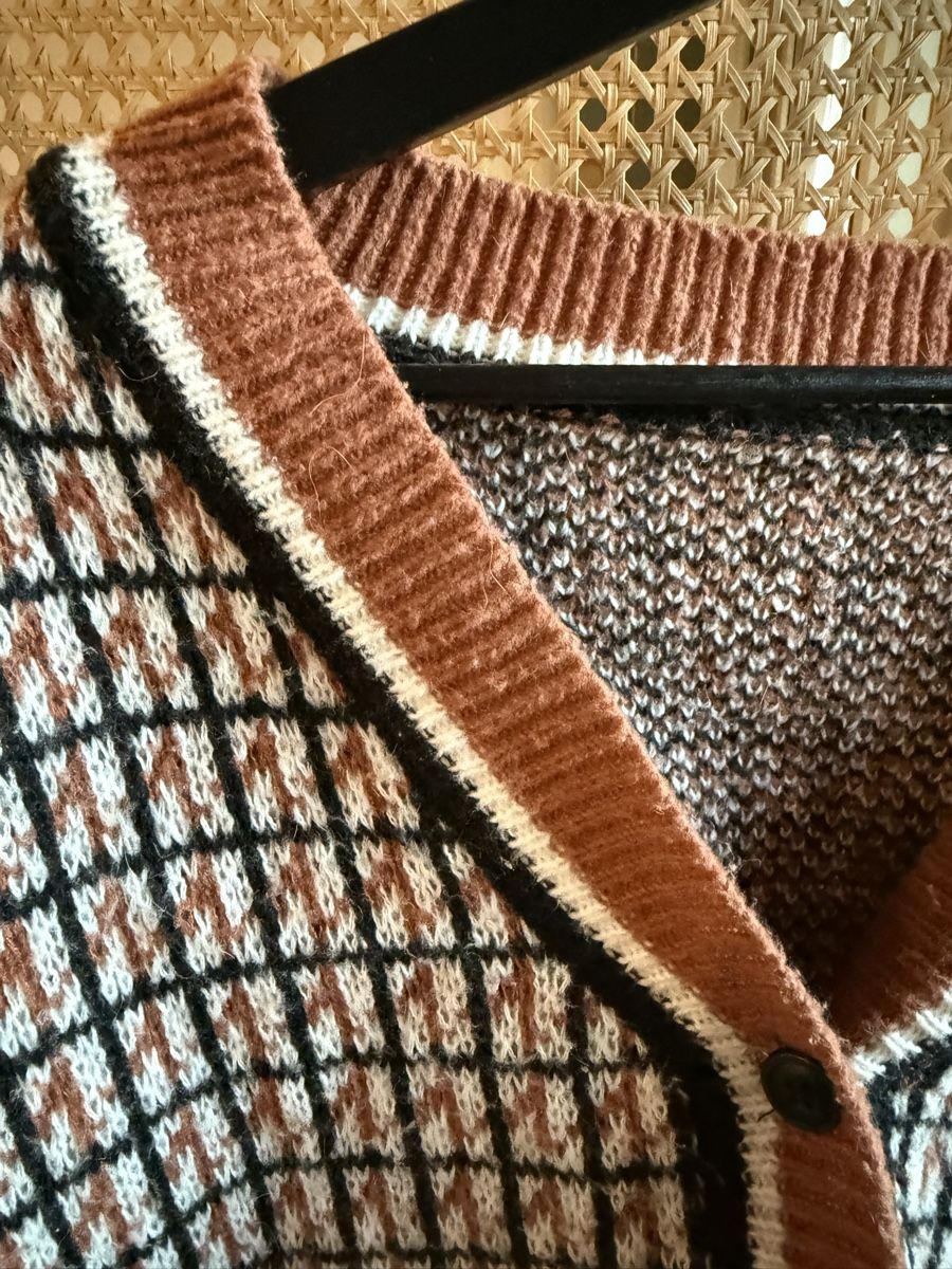 Shein Giacche: Shein Strickjacke Gr. M  – Usato da Langenthal venduto da vik_v5ml 4