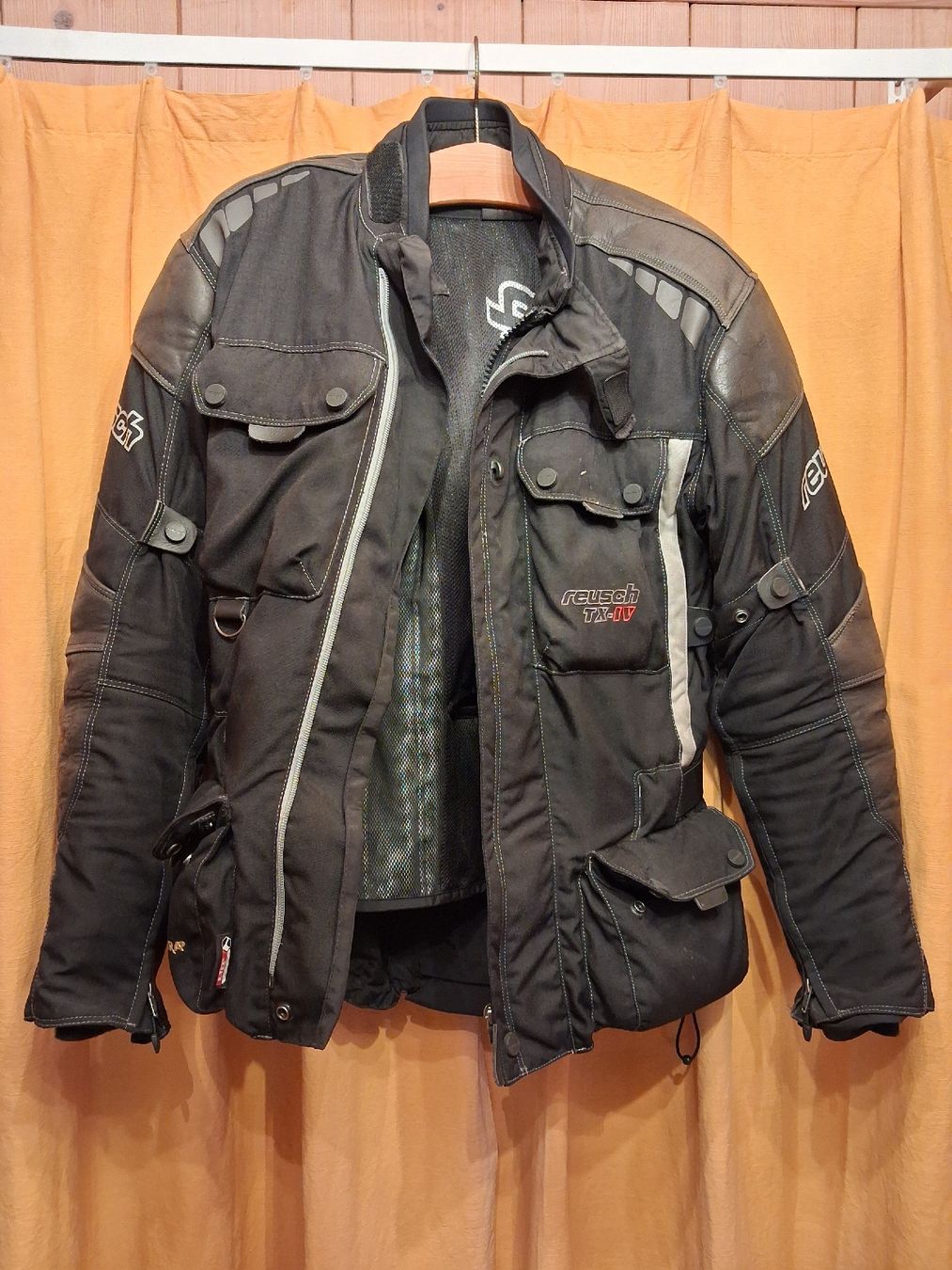Reusch Completi: Motorradjacke Reusch Gr. S Textil – Usato da Dietschwil venduto da yama125er 1