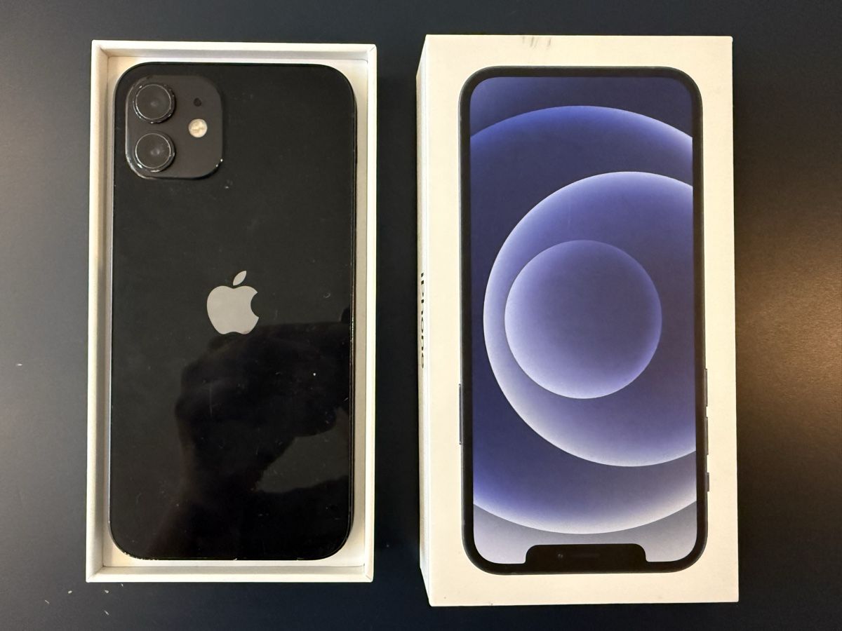 Apple Handys / Smartphones: IPhone 12, Black, 64GB – Gebraucht aus Birmenstorf AG von Pat_roll 1