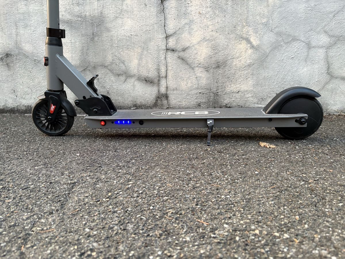 Kickboard: RCB R15 Elektro-Scooter – Usato da othmarsingen venduto da mme_7h68 2