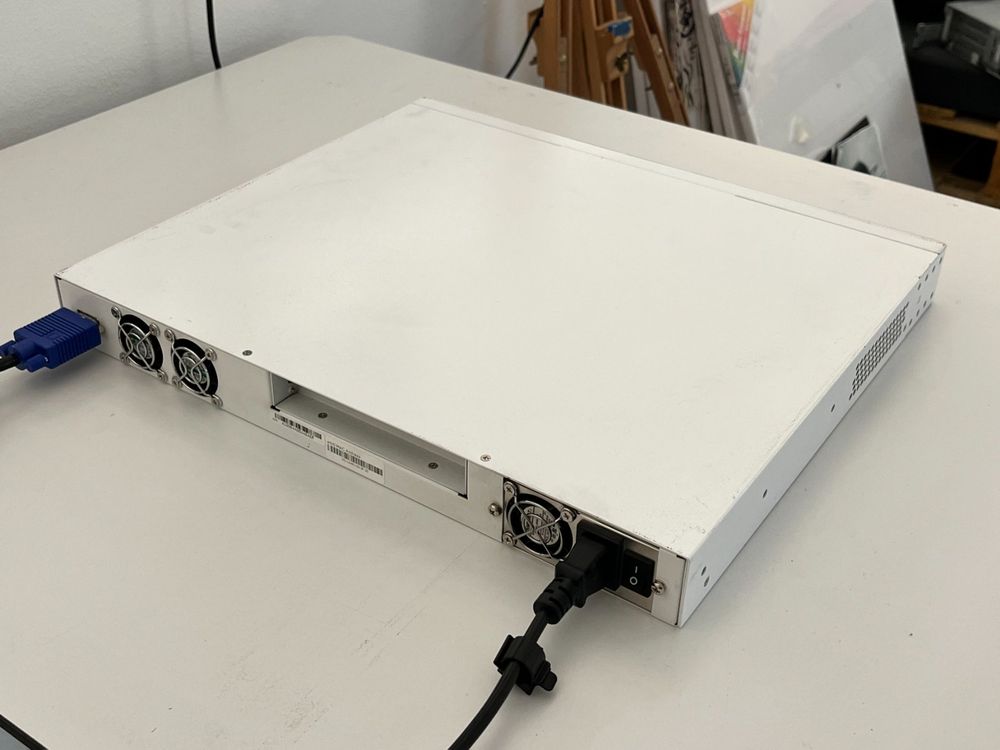Firewall Sophos UTM 220 rev. 5 (Gebraucht) in Besazio für CHF 50 – mit ...