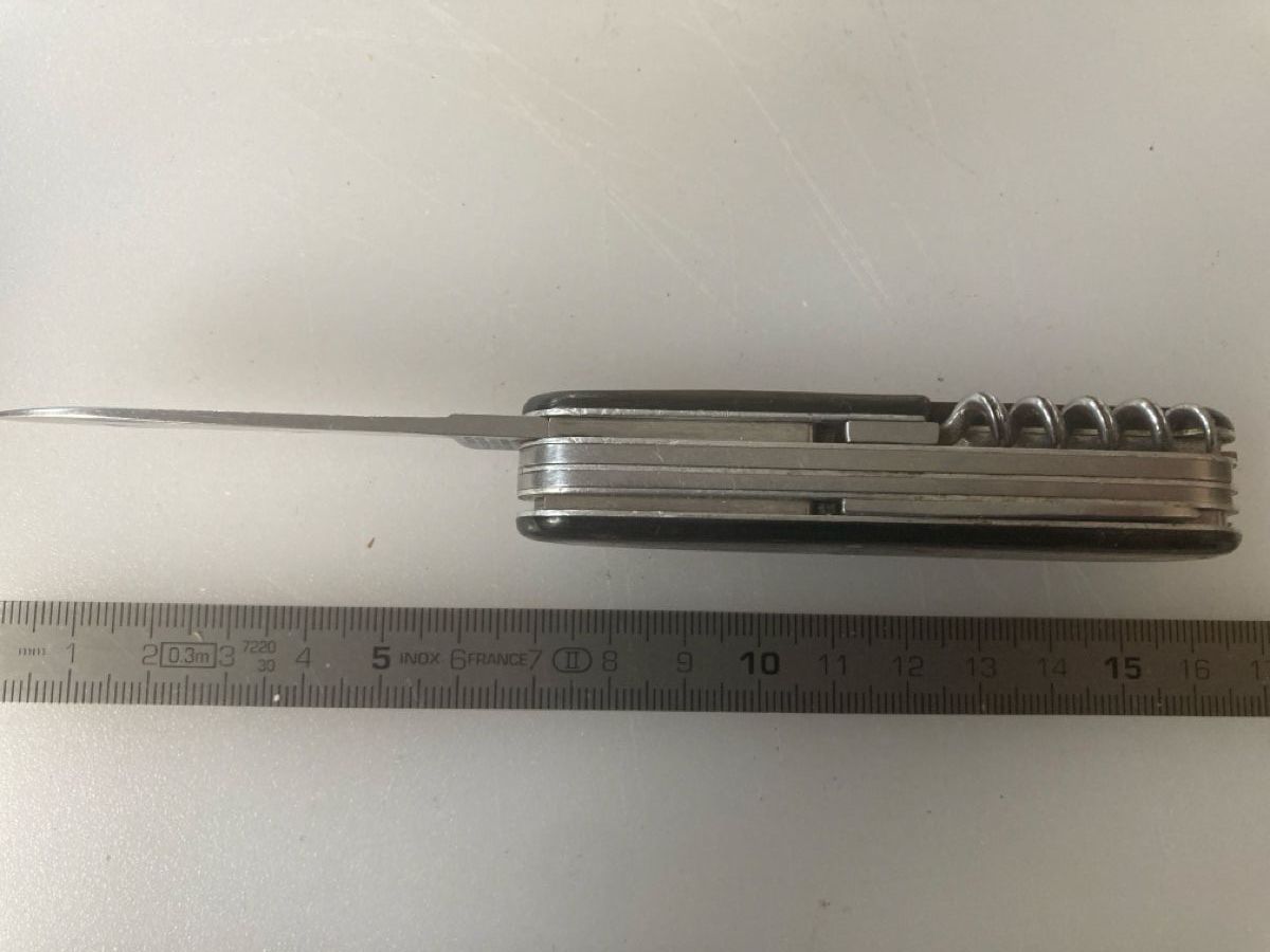 Victorinox Couteaux de poche: Sackmesser – D'occasion à Krauchthal par colligio 4