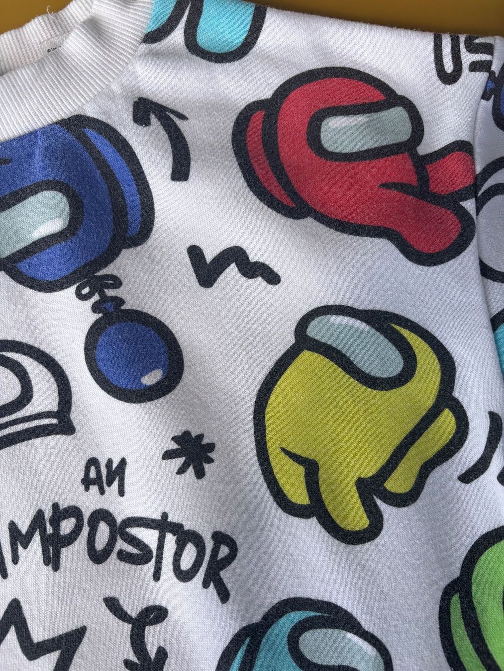 H&M Maglioni & Felpe: AMONG US x H&M Kinderpullover bunt gemustert Gr. 122 – Usato da Zürich venduto da missmodernage 2
