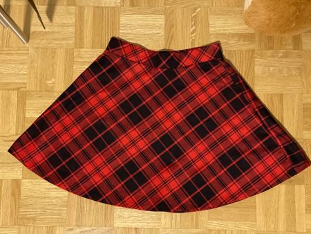 Rot karierter Minirock Grösse S