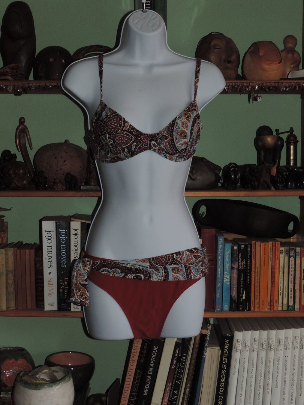 Costumi da bagno & Bikini: maillots de bain fleurs ethniques rouge – Usato da Genève venduto da Axelle333 5