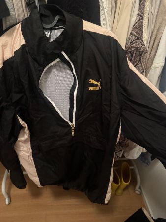 Puma Jacke schwarz-rosa Grösse M