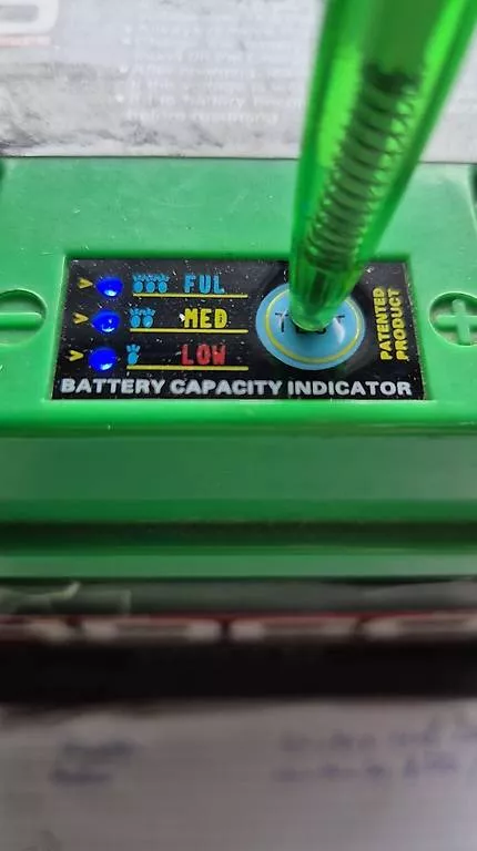 Akkus & Batterien: Batterie – Gebraucht aus Amriswil von dga_b9vw 1