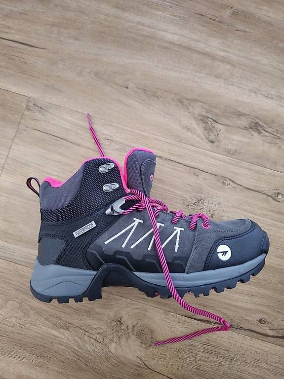 Hi-Tec Chaussures femmes: Wanderschuhe – D'occasion à Amriswil par Damian93 1