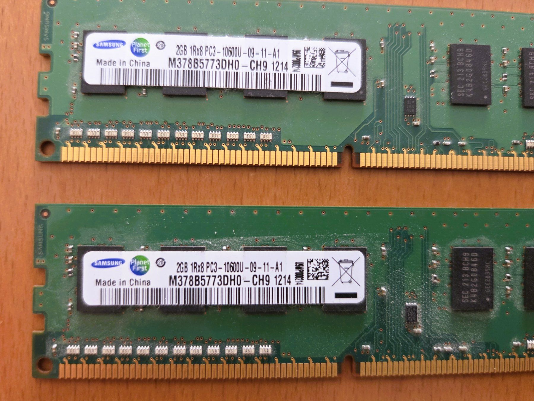 Mémoires / RAM: 8 GB RAM MEMORY 4x 2 GB – D'occasion à Brüttisellen par Nighttrain 1