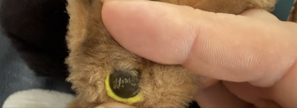 Steiff Jouets: Von Steiff Hund Bobby  – D'occasion à Hochfelden par larson27 7