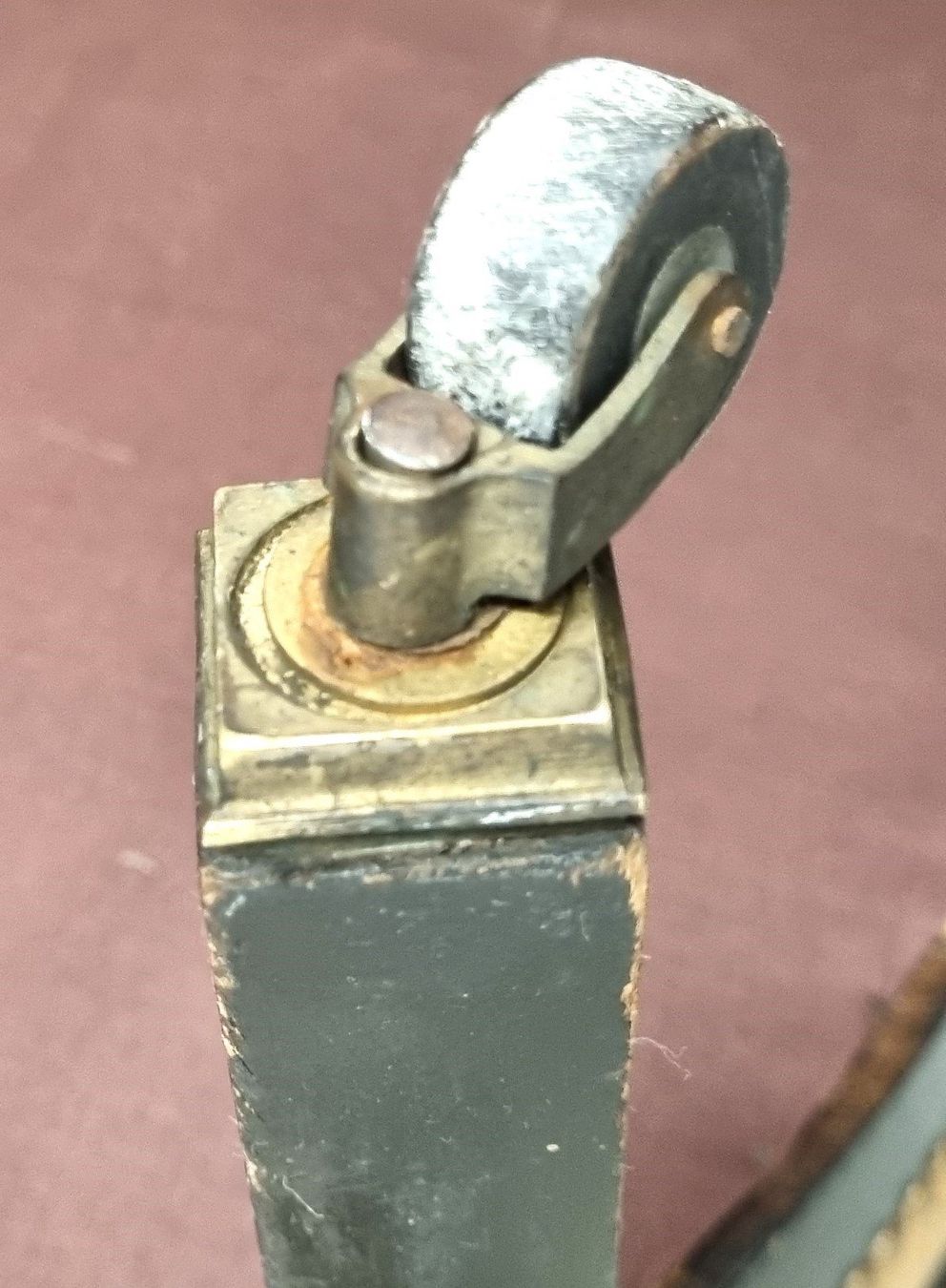 Poltrone: Antiker Armlehnstuhl auf Räder – Usato da Bern venduto da ros_v7ry 6