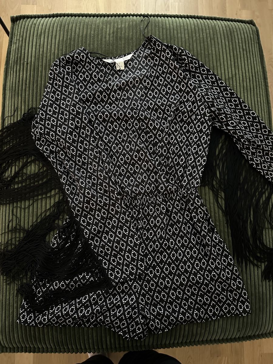 H&M Tute: jumpsuit (38) – Usato da Freidorf TG venduto da driftingforthrifting