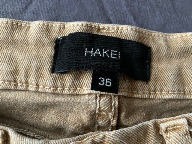Pantaloni: Pantalon HAKEI taille 36 beige, – Usato da Marin-Epagnier venduto da rchouchouu 2