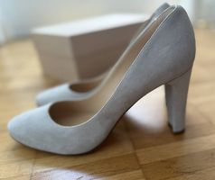 Laura Manini Shoes - Hellgraue Wildleder Pumps - 40 eher 39