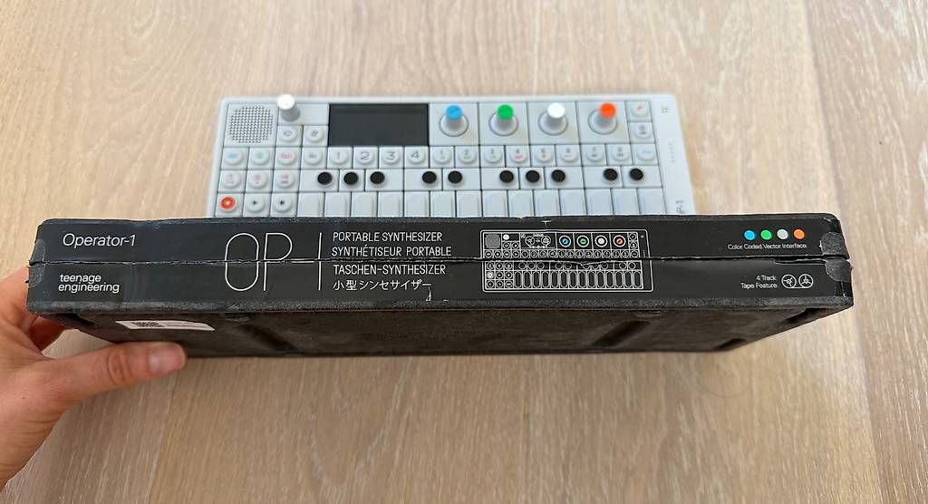 Teenage Engineering Instruments de musique: OP 1 Original – D'occasion à Wilen b. Wollerau par cho_7k6w 3