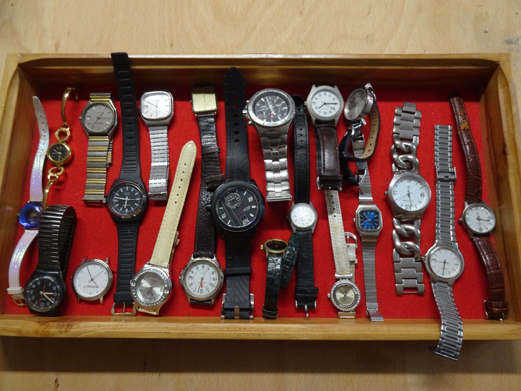 Montres: Lot Uhren – Défectueux à Winterthur par Sintoras01