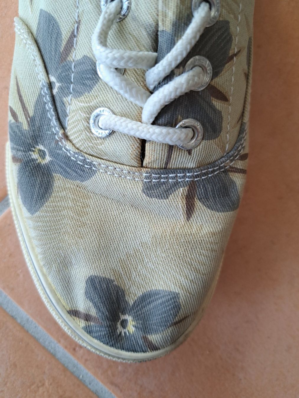 Scarpe da donna: Sneaker Gr. 39, Venice – Usato da Riehen venduto da Chimpara 2