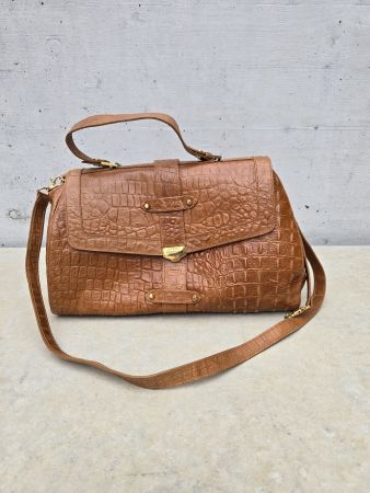 stilvolle Echtleder Kroko-Handtasche in Cognac APART