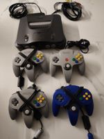 Nintendo 64 Konsole mit 4 Controller - Top Zustand!