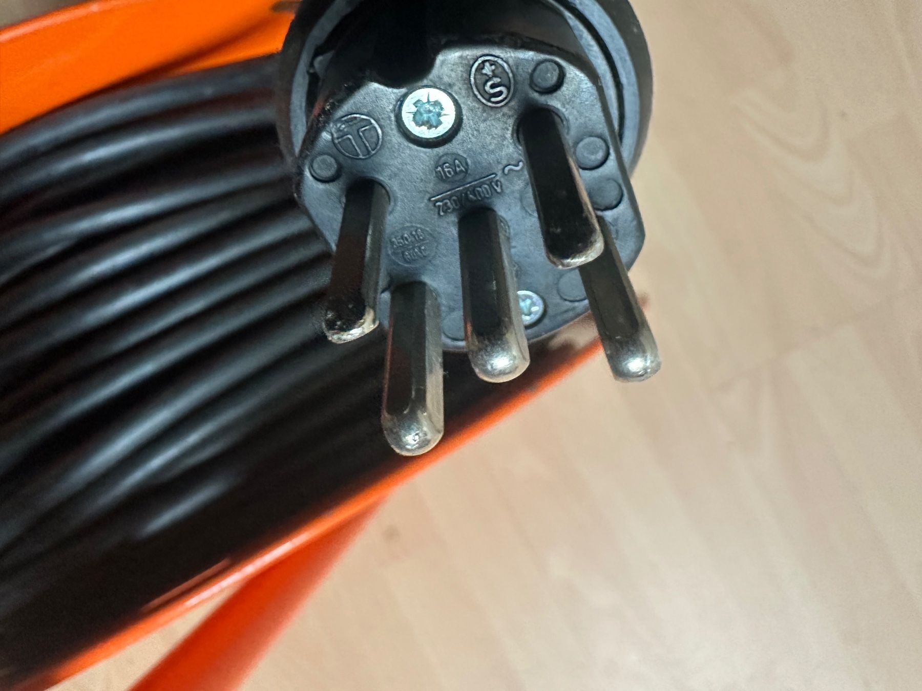 Cavi: Kabelrolle T 25-16 Amp 380V – Usato da Huttwil venduto da Bolpa 4