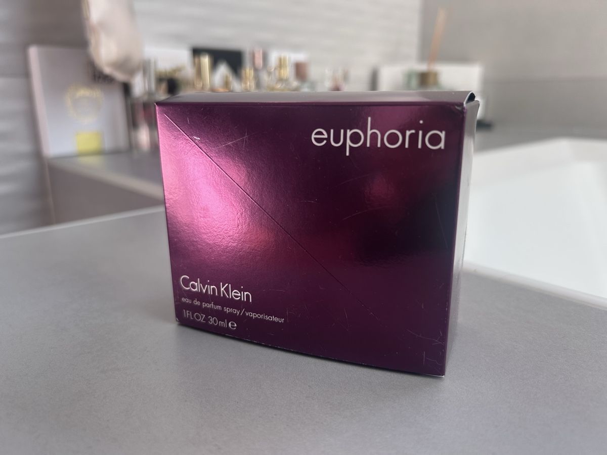 Calvin Klein Parfums & Eau de Toilette: Euphoria - Edp - 30 ml – D'occasion à Piazzogna par Super-V 1