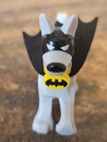 lego figurine super heroes 35033c02 Light Bluish Gray Dog,
