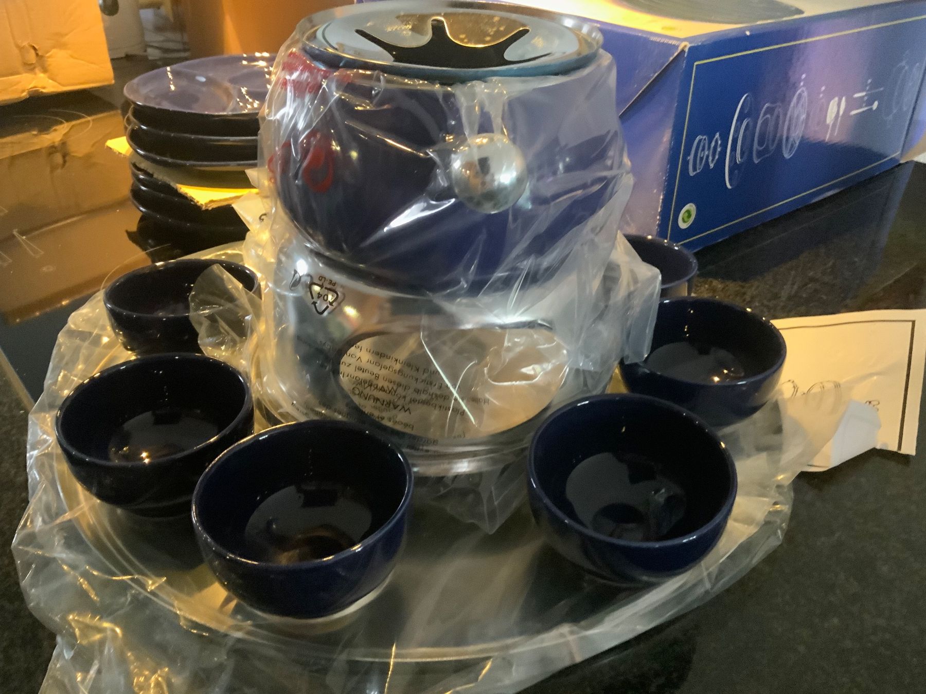 Elettrodomestici da cucina: Fondueset  mit Platten und Schälchen neuwertig – Nuovo e nell'imballaggio originale da Schübelbach venduto da Hecht11.