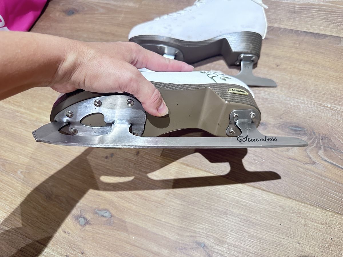 Head Pattini da ghiaccio: Eiskunstschuhe mit Tasche und Handschuhe – Nuovo (secondo la descrizione) da Horw venduto da Chilemba 3