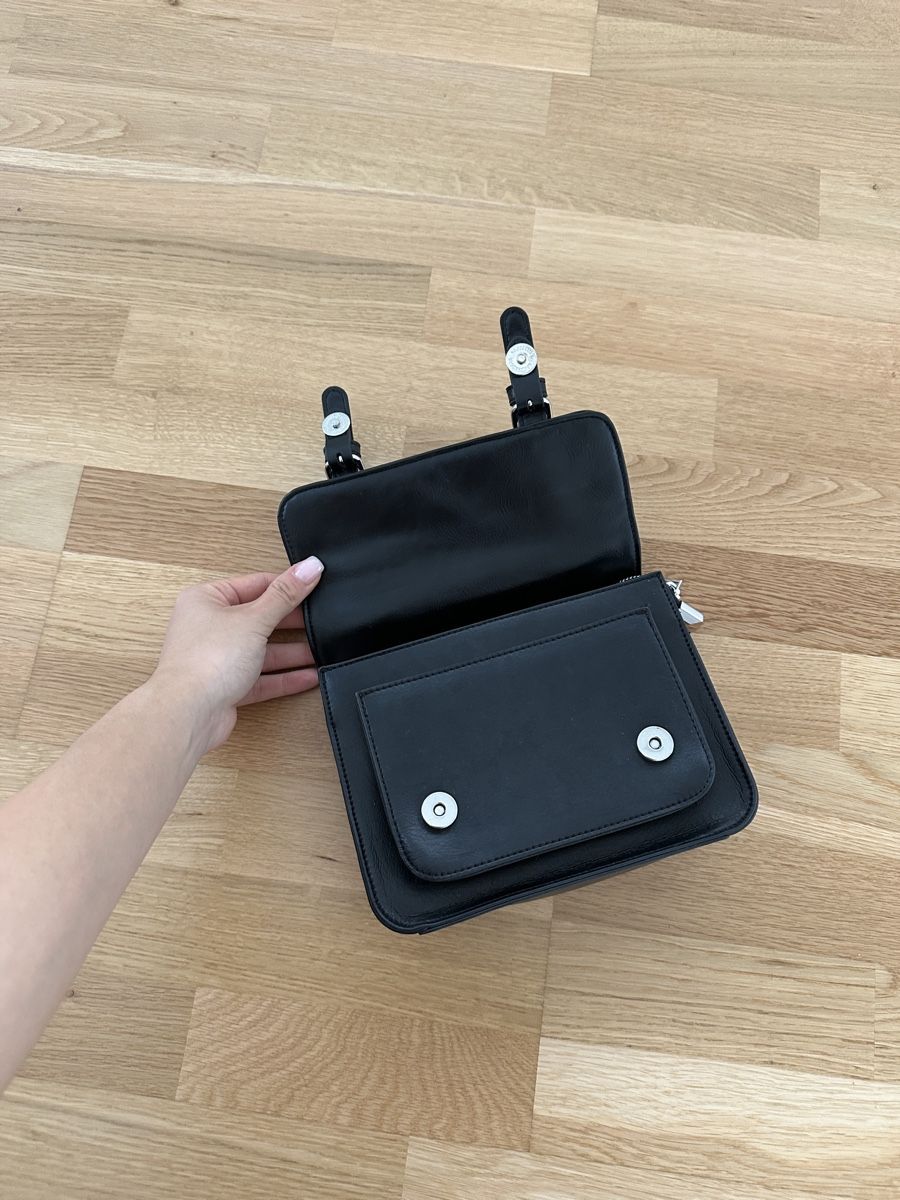 Brandy Melville Sacs femmes: Schwarze Tasche – D'occasion à Brugg AG par sanfllower 3