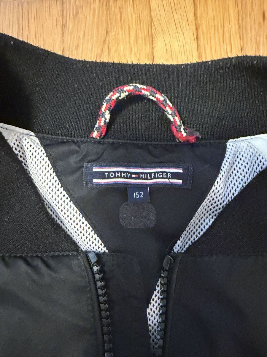 Tommy Hilfiger Giacche & Cappotti: Übergangsjacke Tommy Hilfiger Gr. 152  – Usato da Jona venduto da Good_luck_ 3