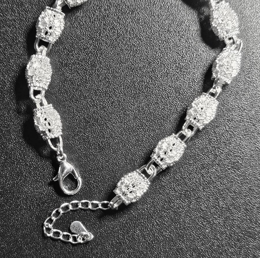 Armbänder & -reifen: Wunderschönes Armband, 925 versilbert,19 cm + 2cm – Neu (gemäss Beschreibung) aus Grenchen von maretop 1