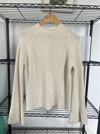 Theory Cashmere Sweater 100% Cashmere Cream Ivory Size S