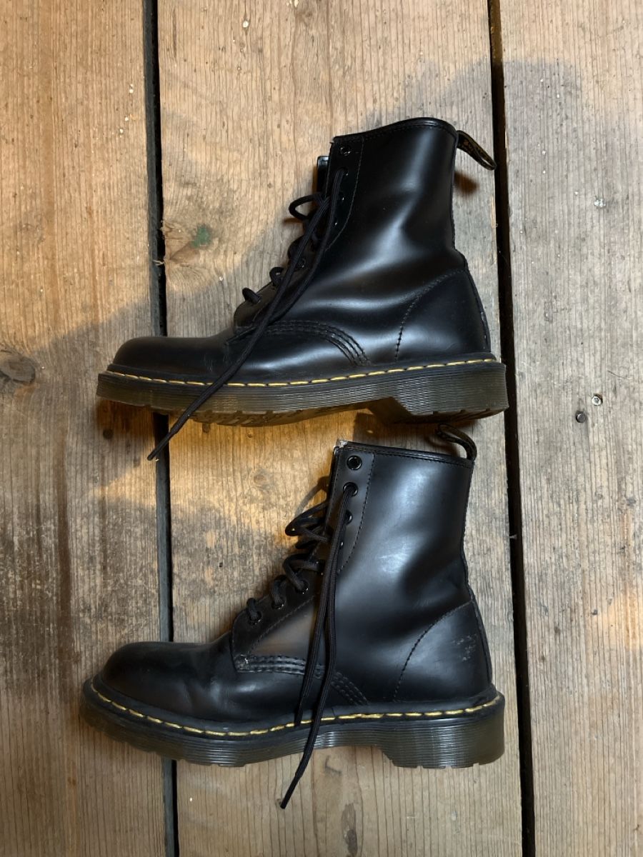 Dr. Martens Scarpe da uomo: Original Dr Martens boots – Usato da Winterthur venduto da L.K.I. 2