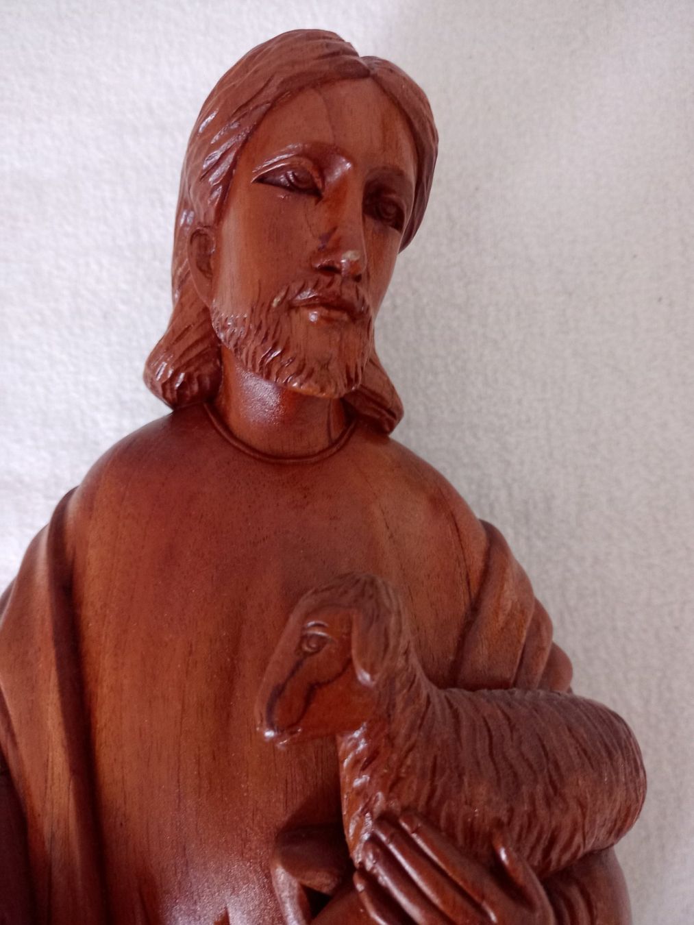 Statuette: Holzschnitzerei Jesus der Schäfer – Usato da Zürich venduto da Mephisto87 2