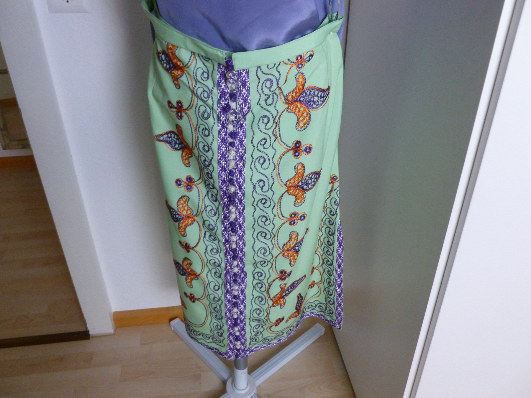 Kleiderpakete: 3 Teile – Gebraucht aus Arlesheim von Jadur 3