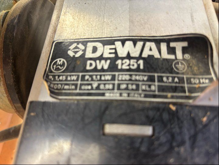 Dewalt Seghe: DeWalt Fräse – Usato da Fehren venduto da Haendebaum 6